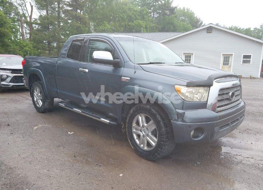 2008 Toyota Tundra LIMITED 5.7L V8 (VIN 5TBBV58198S501555) main photo