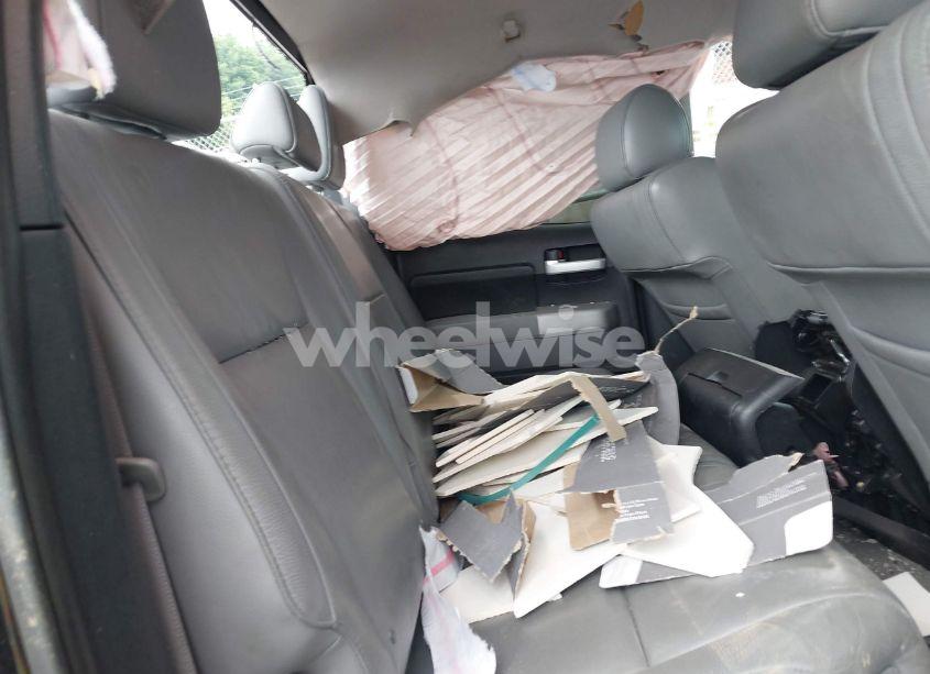 Photo 8 of 2007 Toyota Tundra LIMITED 5.7L V8 (VIN 5TBBV581X7S455071)