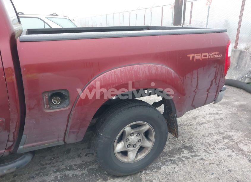 Photo 21 of 2004 Toyota Tundra SR5 V8 (VIN 5TBDT44104S447278)