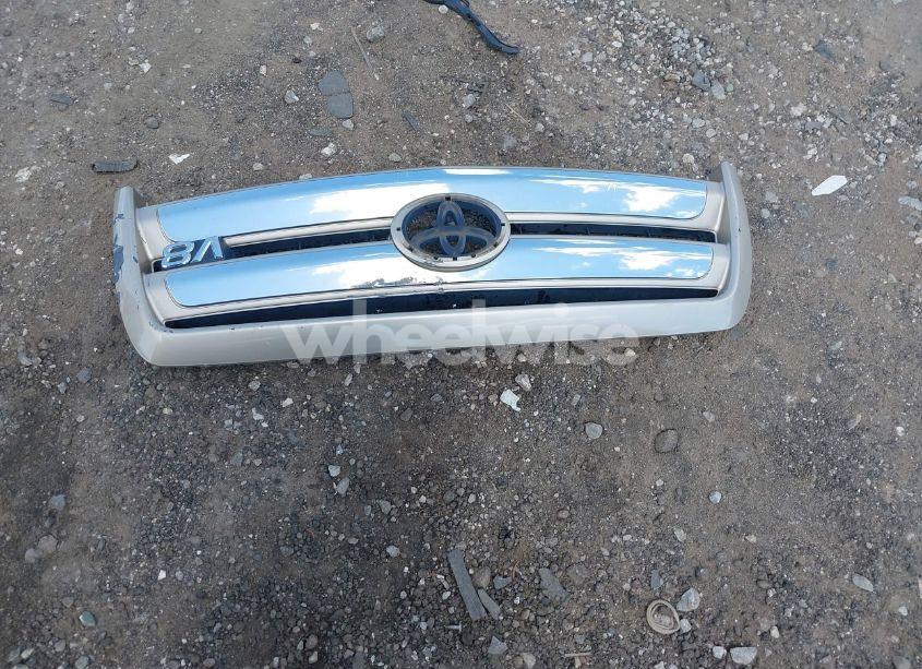 Photo 12 of 2005 Toyota Tundra SR5 V8 (VIN 5TBDT44105S476233)