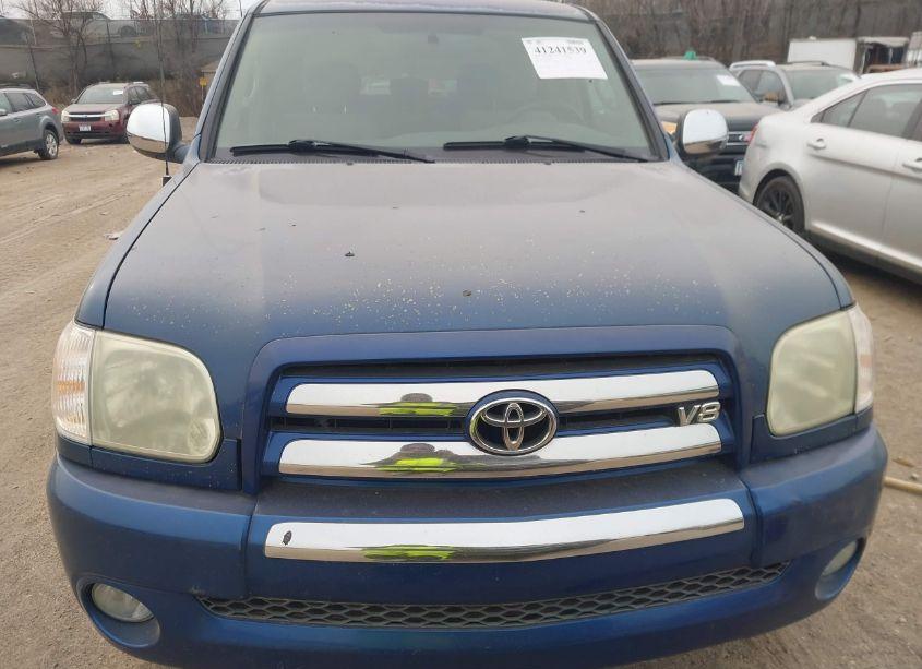 Photo 12 of 2005 Toyota Tundra SR5 V8 (VIN 5TBDT44105S486857)