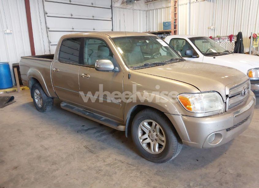 2006 Toyota Tundra SR5 V8 (VIN 5TBDT44106S514822) main photo