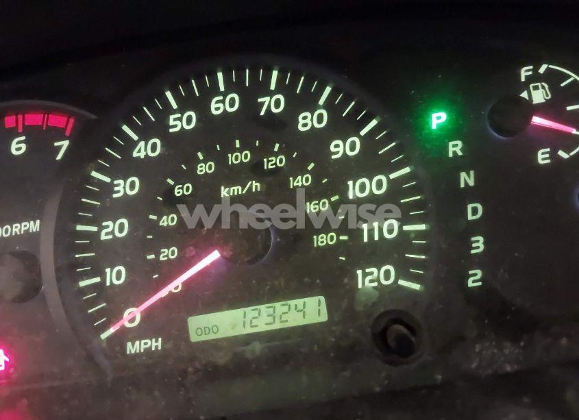 Photo 15 of 2006 Toyota Tundra SR5 V8 (VIN 5TBDT44106S514822)