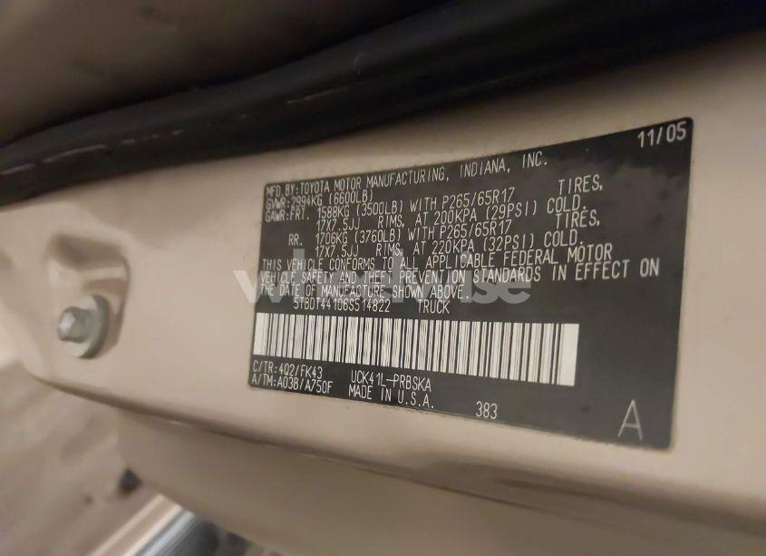 Photo 9 of 2006 Toyota Tundra SR5 V8 (VIN 5TBDT44106S514822)