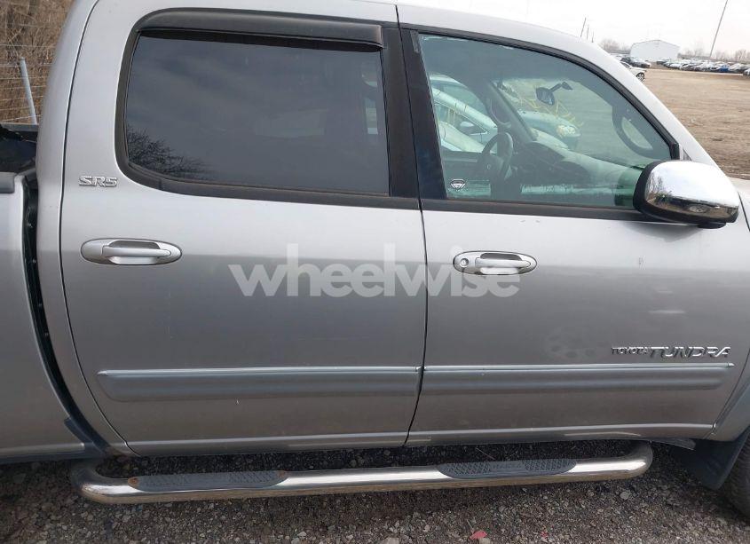 Photo 13 of 2006 Toyota Tundra SR5 V8 (VIN 5TBDT44106S527361)