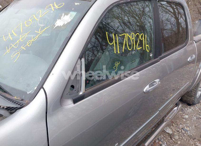 Photo 17 of 2006 Toyota Tundra SR5 V8 (VIN 5TBDT44106S527361)