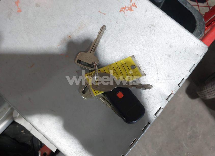 Photo 11 of 2006 Toyota Tundra SR5 V8 (VIN 5TBDT44106S531961)