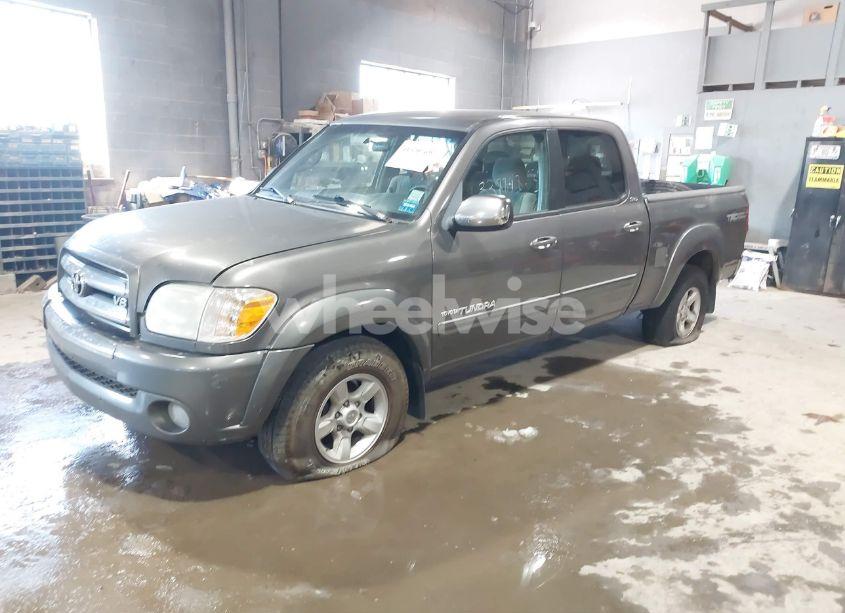 Photo 2 of 2006 Toyota Tundra SR5 V8 (VIN 5TBDT44106S531961)