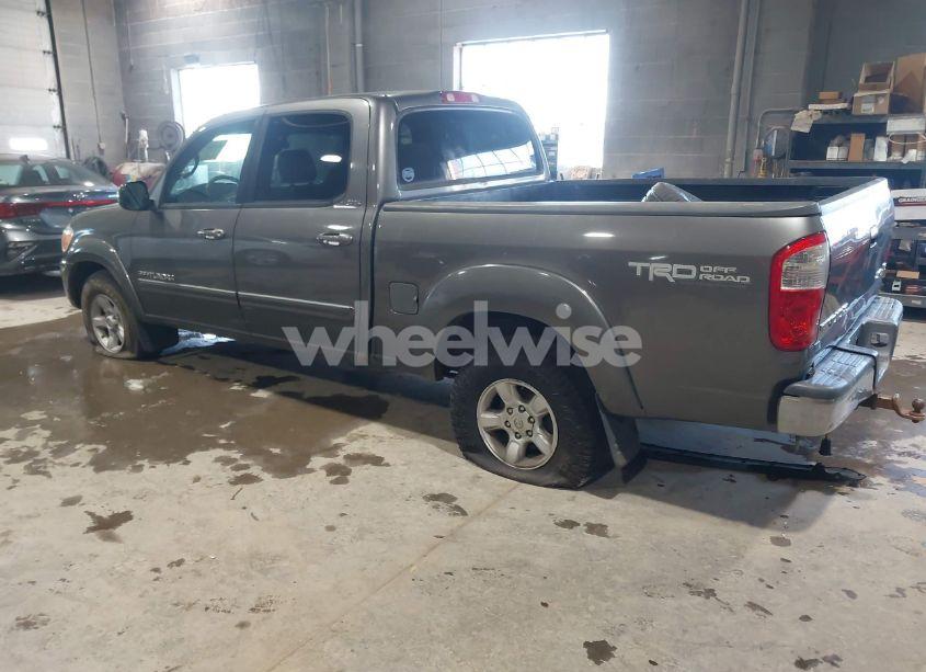 Photo 3 of 2006 Toyota Tundra SR5 V8 (VIN 5TBDT44106S531961)