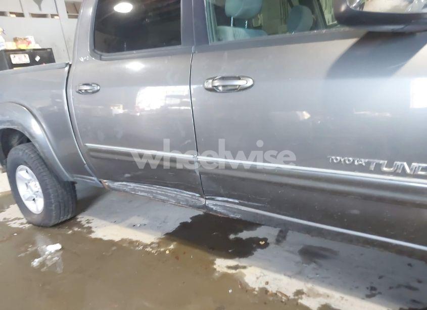 Photo 6 of 2006 Toyota Tundra SR5 V8 (VIN 5TBDT44106S531961)