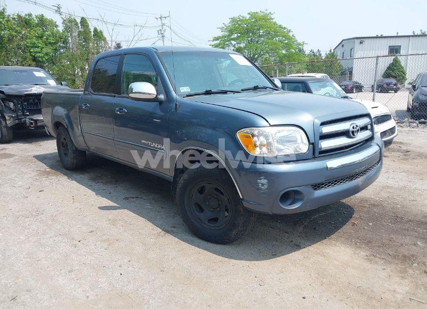 2006 Toyota Tundra SR5 V8 (VIN 5TBDT44106S535072) main photo