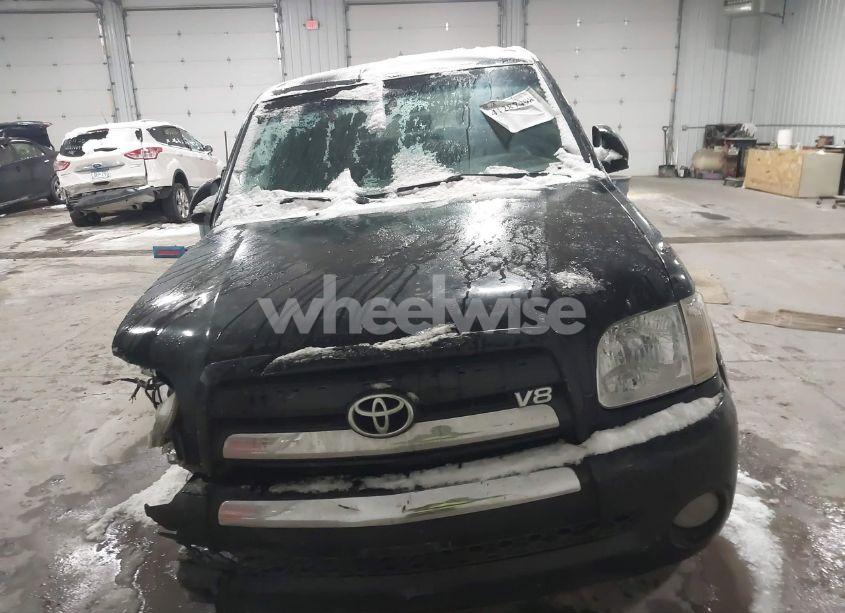 Photo 12 of 2005 Toyota Tundra SR5 V8 (VIN 5TBDT44115S471767)