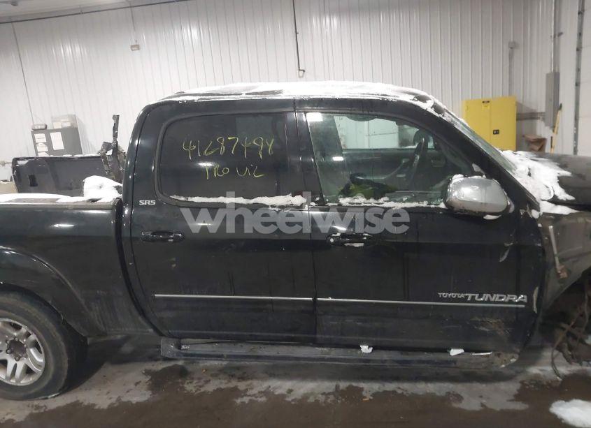 Photo 13 of 2005 Toyota Tundra SR5 V8 (VIN 5TBDT44115S471767)