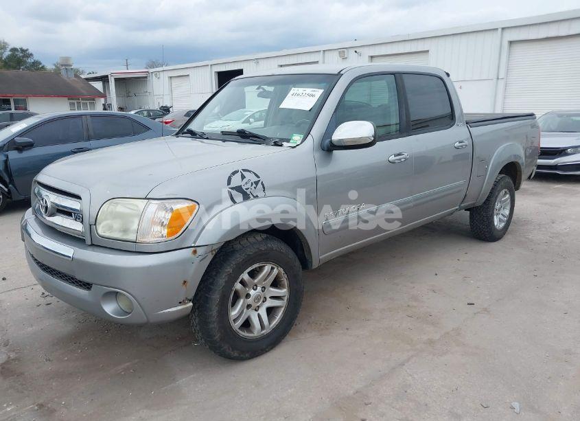 Photo 2 of 2005 Toyota Tundra SR5 V8 (VIN 5TBDT44115S480257)