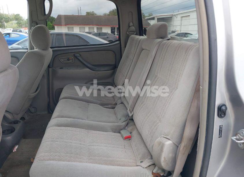 Photo 8 of 2005 Toyota Tundra SR5 V8 (VIN 5TBDT44115S480257)