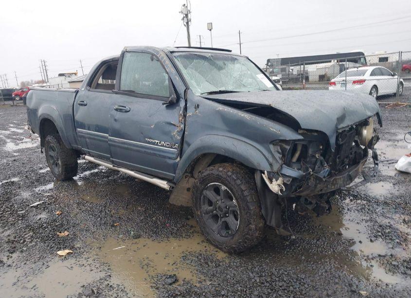 2005 Toyota Tundra SR5 V8 (VIN 5TBDT44115S481618) main photo