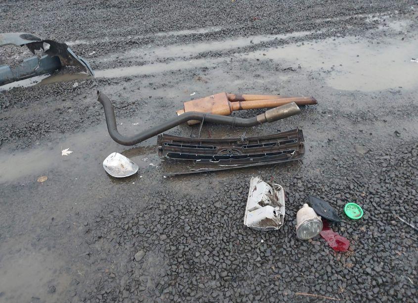 Photo 12 of 2005 Toyota Tundra SR5 V8 (VIN 5TBDT44115S481618)