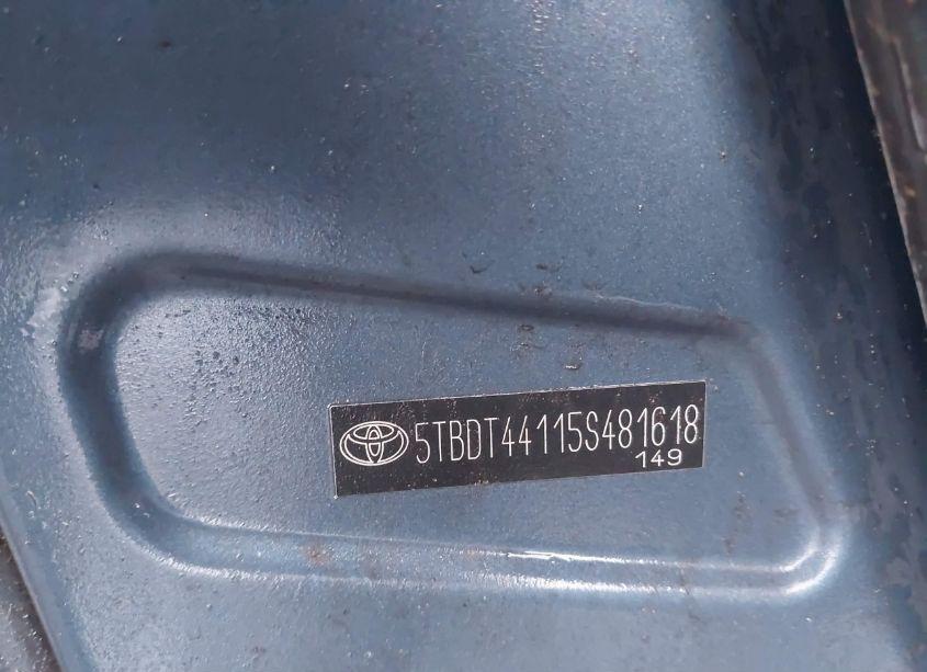 Photo 9 of 2005 Toyota Tundra SR5 V8 (VIN 5TBDT44115S481618)