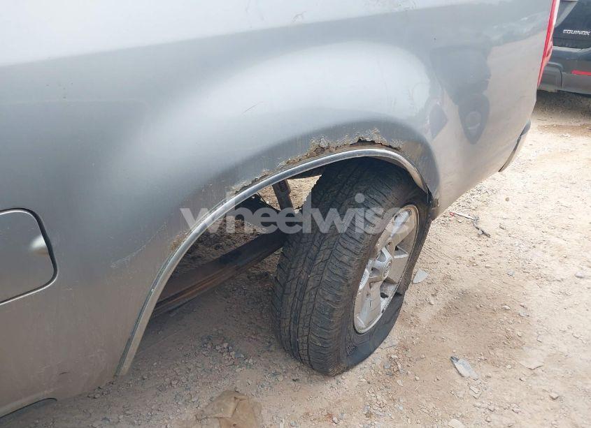 Photo 6 of 2006 Toyota Tundra SR5 V8 (VIN 5TBDT44116S527515)