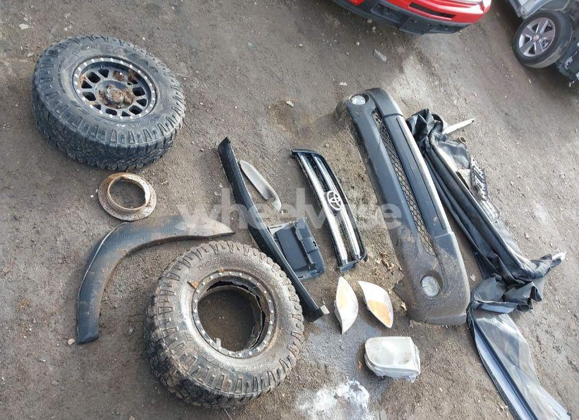 Photo 12 of 2006 Toyota Tundra SR5 V8 (VIN 5TBDT44116S553385)