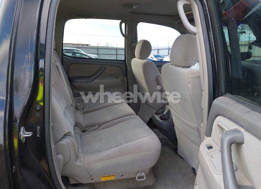 Photo 8 of 2006 Toyota Tundra SR5 V8 (VIN 5TBDT44116S553385)