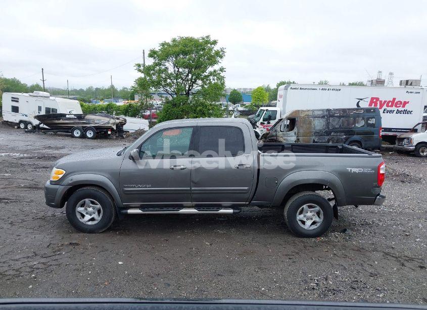 Photo 15 of 2004 Toyota Tundra SR5 V8 (VIN 5TBDT44124S439652)