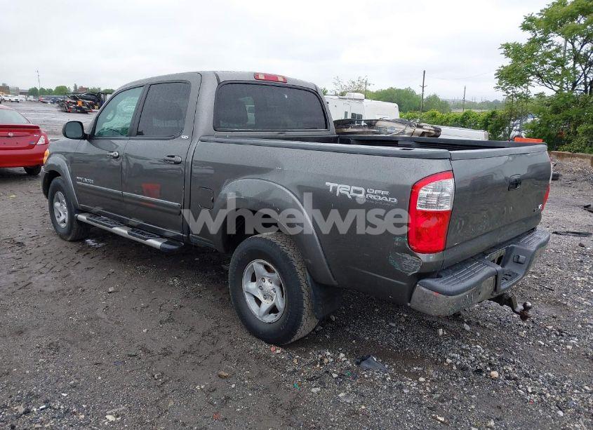 Photo 3 of 2004 Toyota Tundra SR5 V8 (VIN 5TBDT44124S439652)