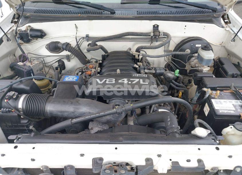Photo 10 of 2005 Toyota Tundra SR5 V8 (VIN 5TBDT44125S469641)