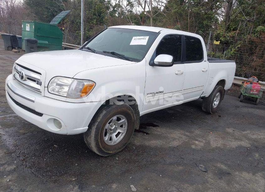 Photo 2 of 2005 Toyota Tundra SR5 V8 (VIN 5TBDT44125S469641)