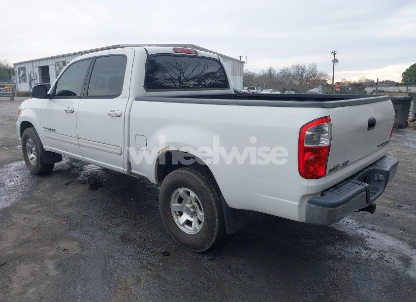 Photo 3 of 2005 Toyota Tundra SR5 V8 (VIN 5TBDT44125S469641)