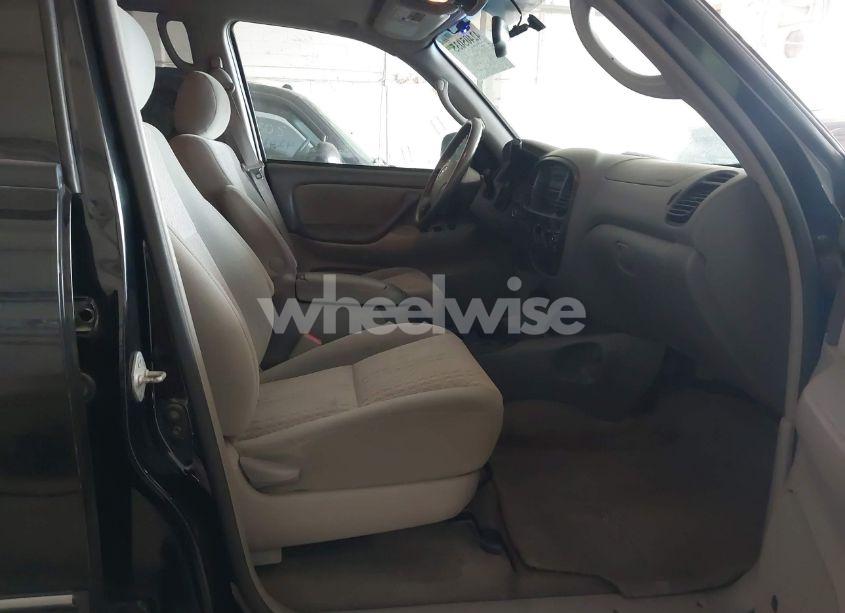 Photo 5 of 2006 Toyota Tundra SR5 V8 (VIN 5TBDT44126S512683)