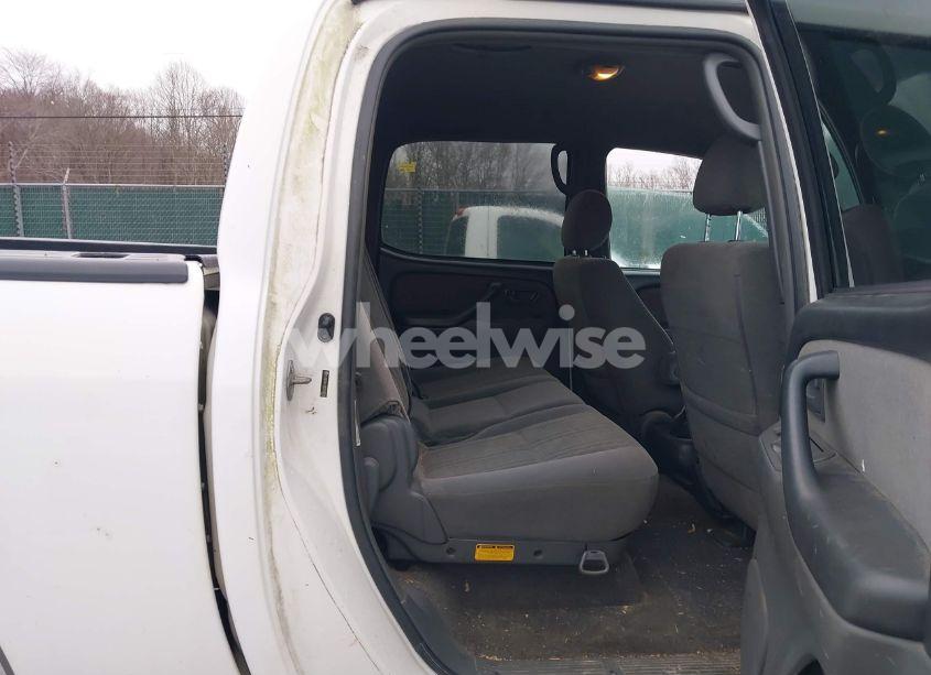 Photo 8 of 2006 Toyota Tundra SR5 V8 (VIN 5TBDT44126S519830)