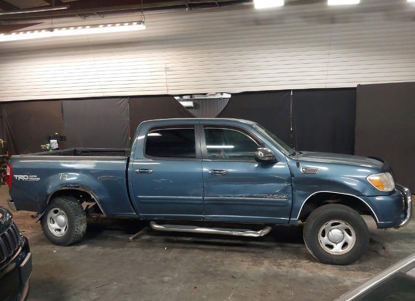 Photo 13 of 2006 Toyota Tundra SR5 V8 (VIN 5TBDT44126S522680)