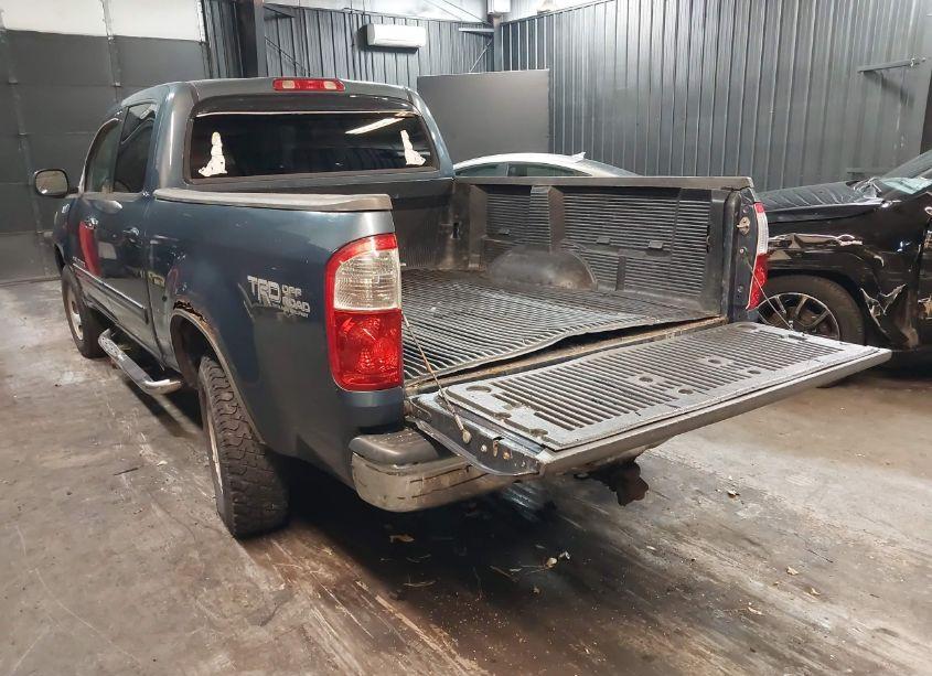 Photo 3 of 2006 Toyota Tundra SR5 V8 (VIN 5TBDT44126S522680)