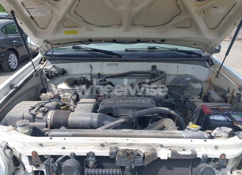 Photo 10 of 2005 Toyota Tundra SR5 V8 (VIN 5TBDT44135S479451)