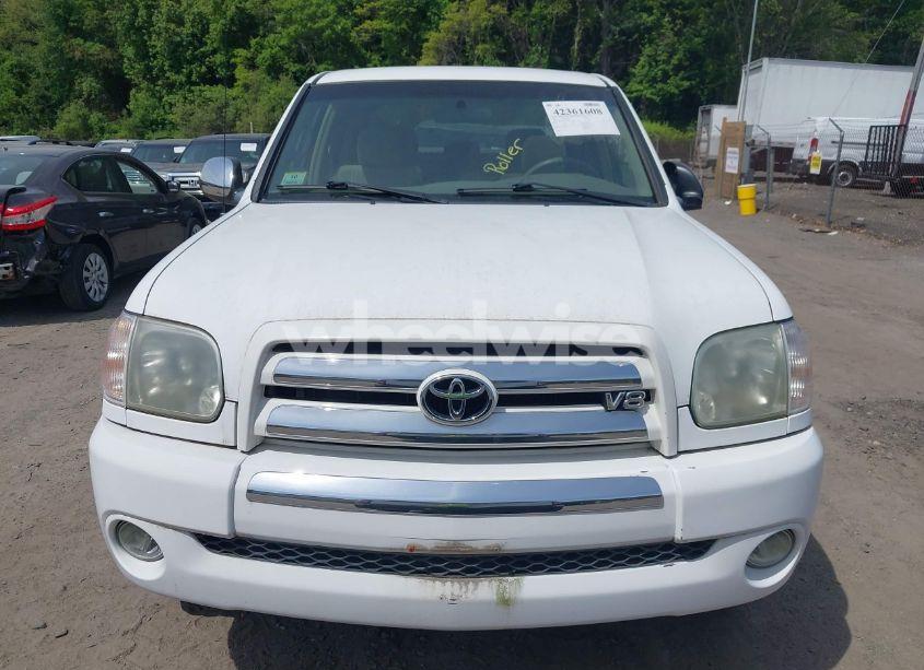 Photo 12 of 2005 Toyota Tundra SR5 V8 (VIN 5TBDT44135S479451)