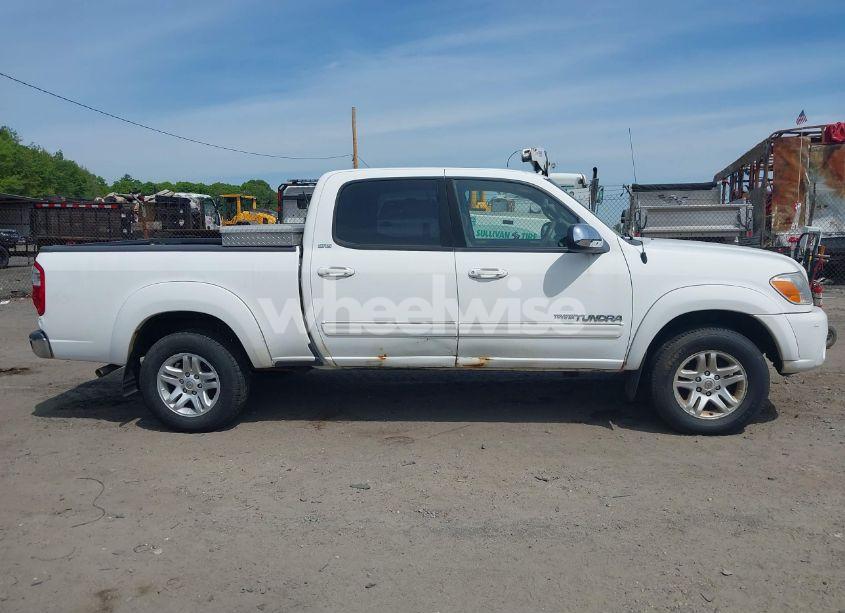 Photo 13 of 2005 Toyota Tundra SR5 V8 (VIN 5TBDT44135S479451)