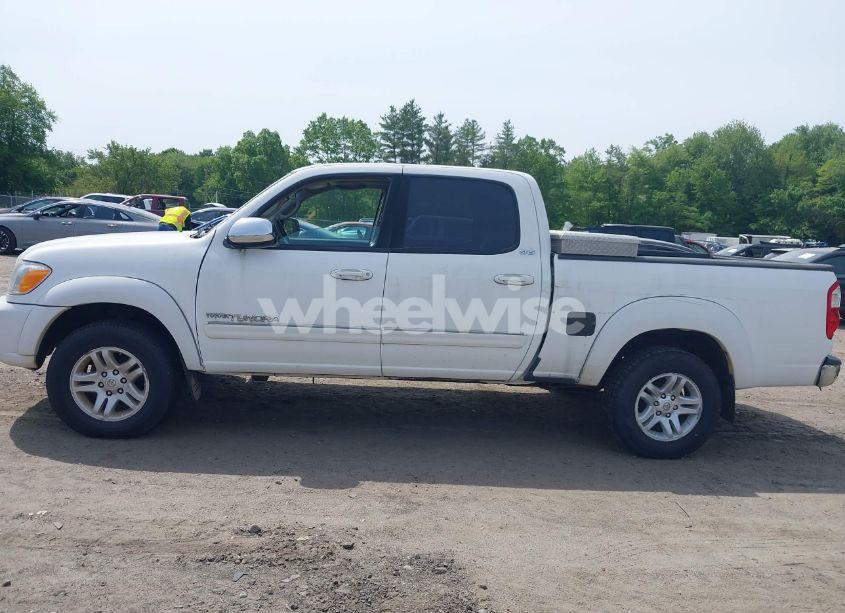 Photo 14 of 2005 Toyota Tundra SR5 V8 (VIN 5TBDT44135S479451)