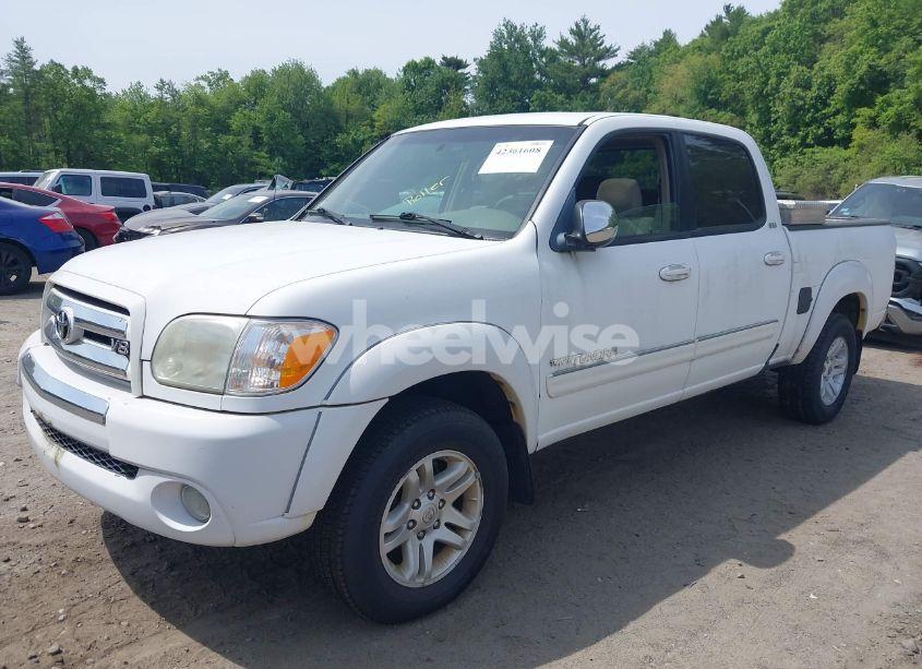 Photo 2 of 2005 Toyota Tundra SR5 V8 (VIN 5TBDT44135S479451)
