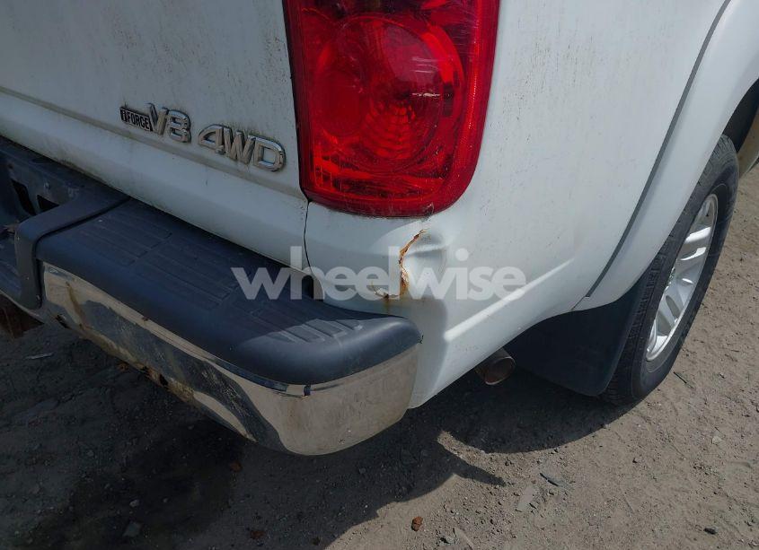 Photo 6 of 2005 Toyota Tundra SR5 V8 (VIN 5TBDT44135S479451)