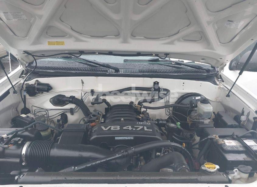 Photo 10 of 2005 Toyota Tundra SR5 V8 (VIN 5TBDT44135S487713)