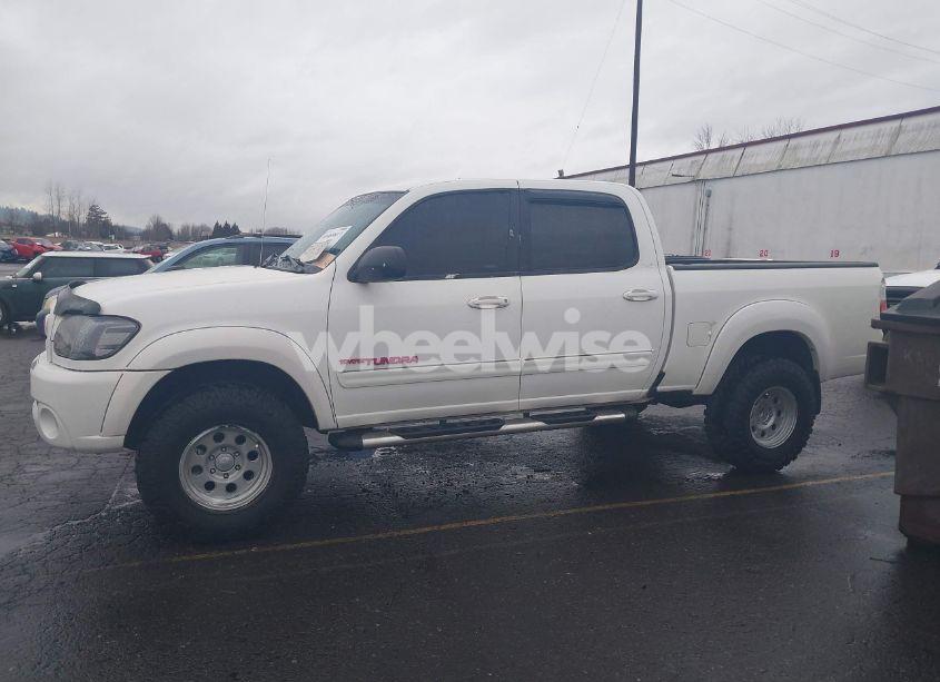Photo 14 of 2005 Toyota Tundra SR5 V8 (VIN 5TBDT44135S487713)