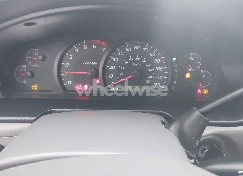 Photo 7 of 2005 Toyota Tundra SR5 V8 (VIN 5TBDT44135S487713)