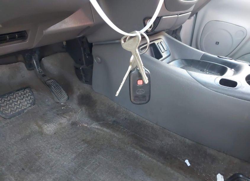 Photo 11 of 2005 Toyota Tundra SR5 V8 (VIN 5TBDT44135S496069)