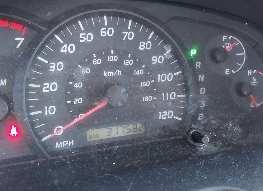 Photo 15 of 2005 Toyota Tundra SR5 V8 (VIN 5TBDT44135S496069)