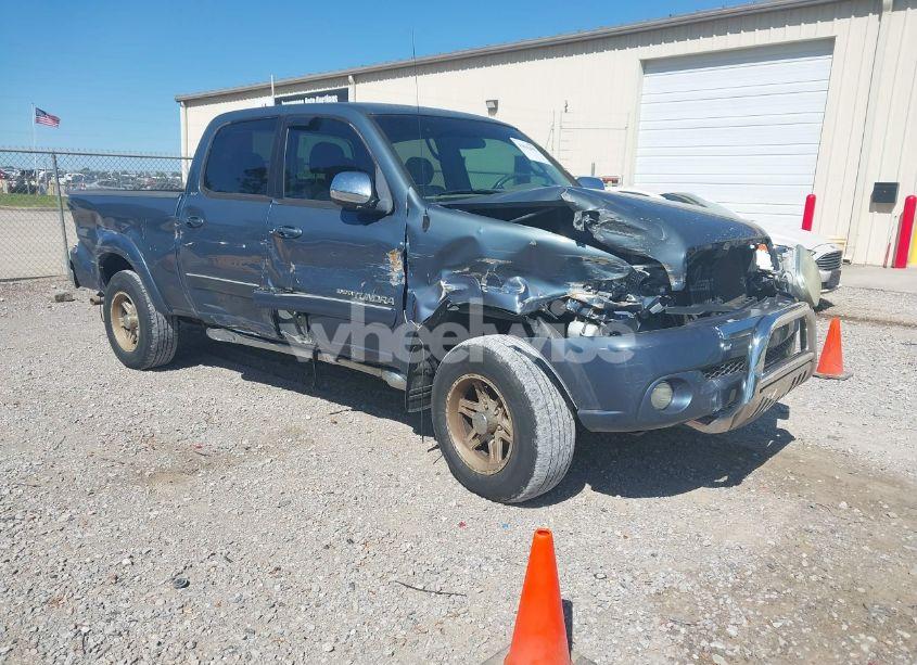 2006 Toyota Tundra SR5 V8 (VIN 5TBDT44136S530402) main photo