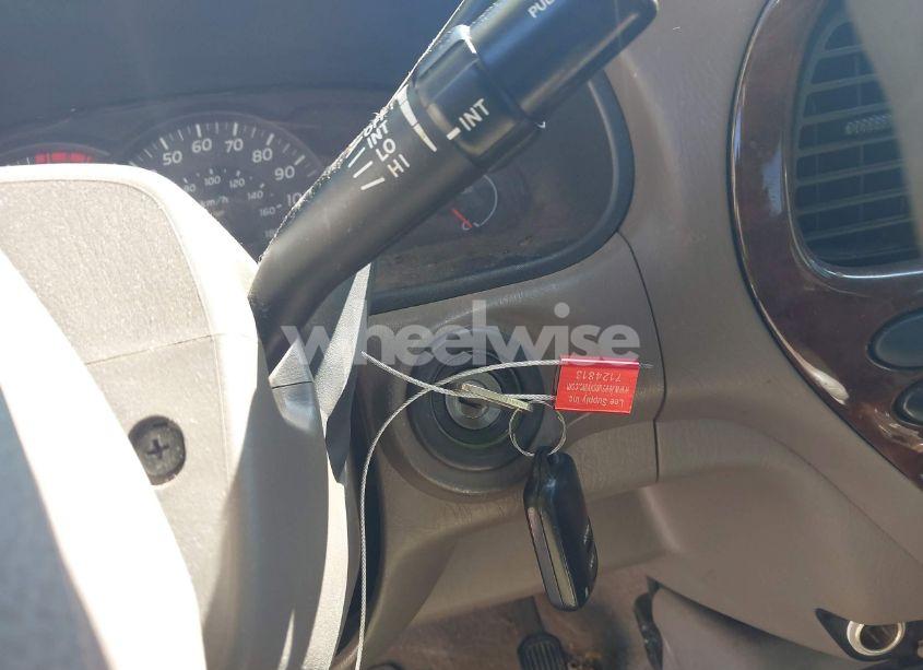 Photo 11 of 2006 Toyota Tundra SR5 V8 (VIN 5TBDT44136S530402)