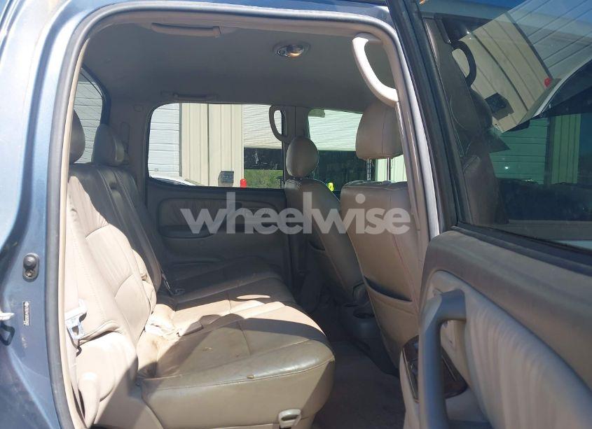 Photo 8 of 2006 Toyota Tundra SR5 V8 (VIN 5TBDT44136S530402)