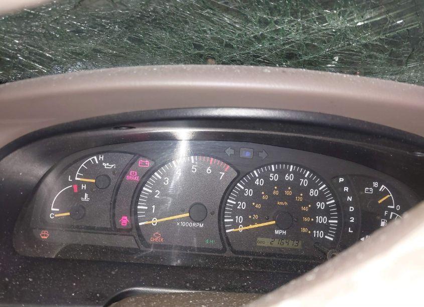 Photo 7 of 2004 Toyota Tundra SR5 V8 (VIN 5TBDT44144S458784)