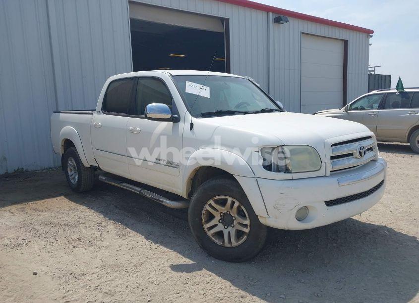 2005 Toyota Tundra SR5 V8 (VIN 5TBDT44145S474663) main photo